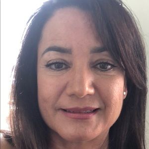 Meet your Posher, Rosana